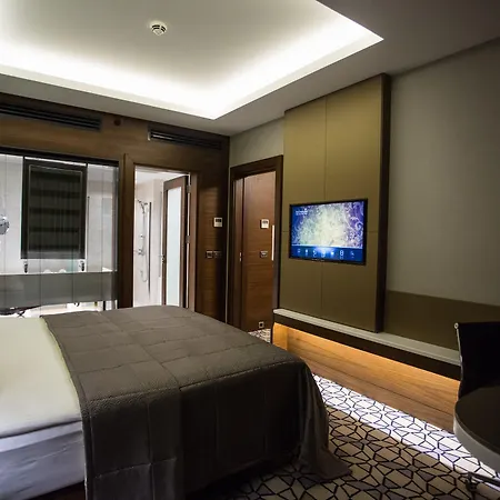 Grand Harilton Otel