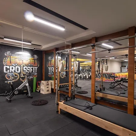 Ξενοδοχείο Grand Harilton 5*