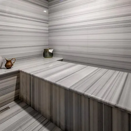 Grand Harilton Ξενοδοχείο 5*