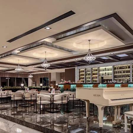 Hotel Grand Harilton