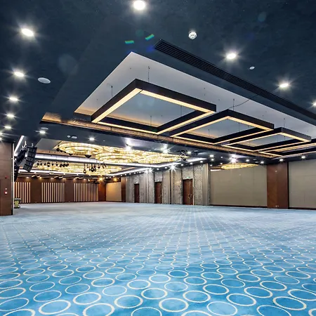 Hotel Grand Harilton