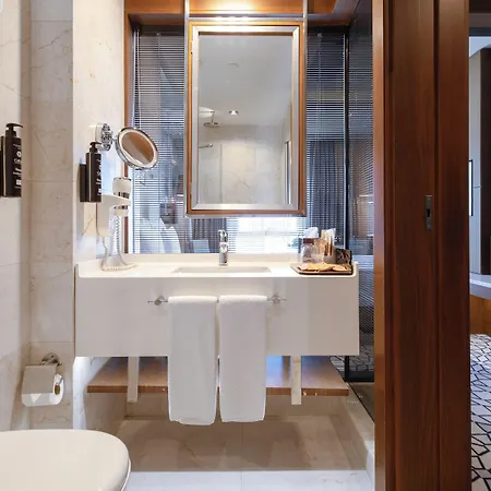 Grand Harilton Hotel 5*