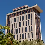 Grand Harilton Ξενοδοχείο 5*