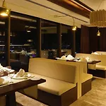 Grand Harilton Ξενοδοχείο 5*